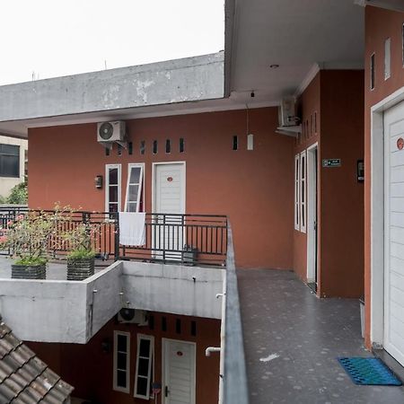 Djaboerigin Mongonsidi Guest House Redpartner Медан Екстериор снимка