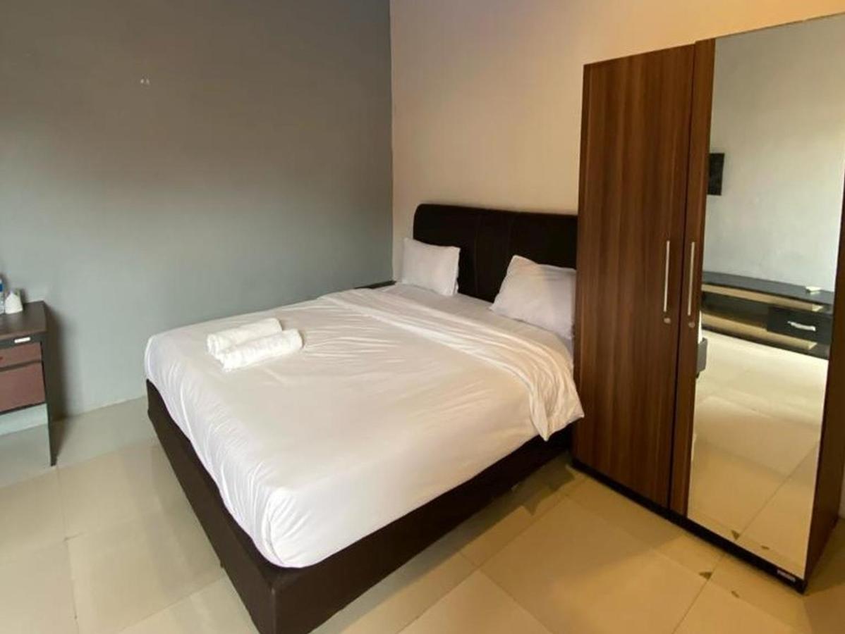 Djaboerigin Mongonsidi Guest House Redpartner Медан Екстериор снимка